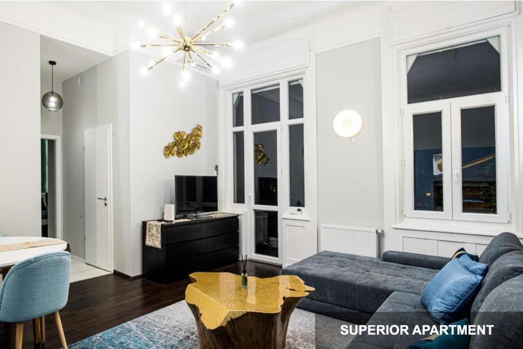 בודפשט Bpr Agathe Elegant Suite With Parliament View מראה חיצוני תמונה